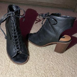 black booties